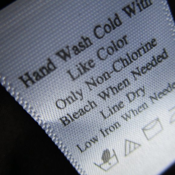 Brown preppy vest with yarn embellishments Coldwater Creek size 6 - Picture 9 of 16